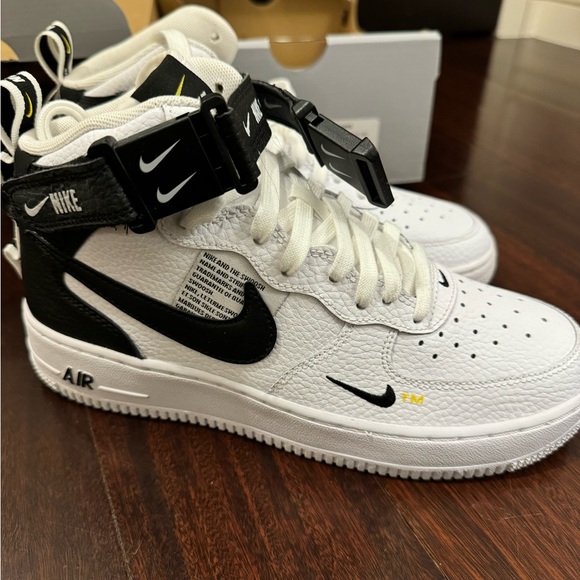 air force 1 mid lv8 gs